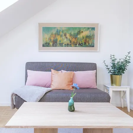 West44 Mit Netflix & Prime Apartment *